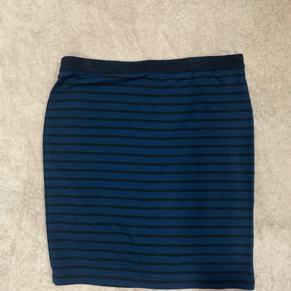 Lou & Grey Navy Blue Striped Knit Skirt